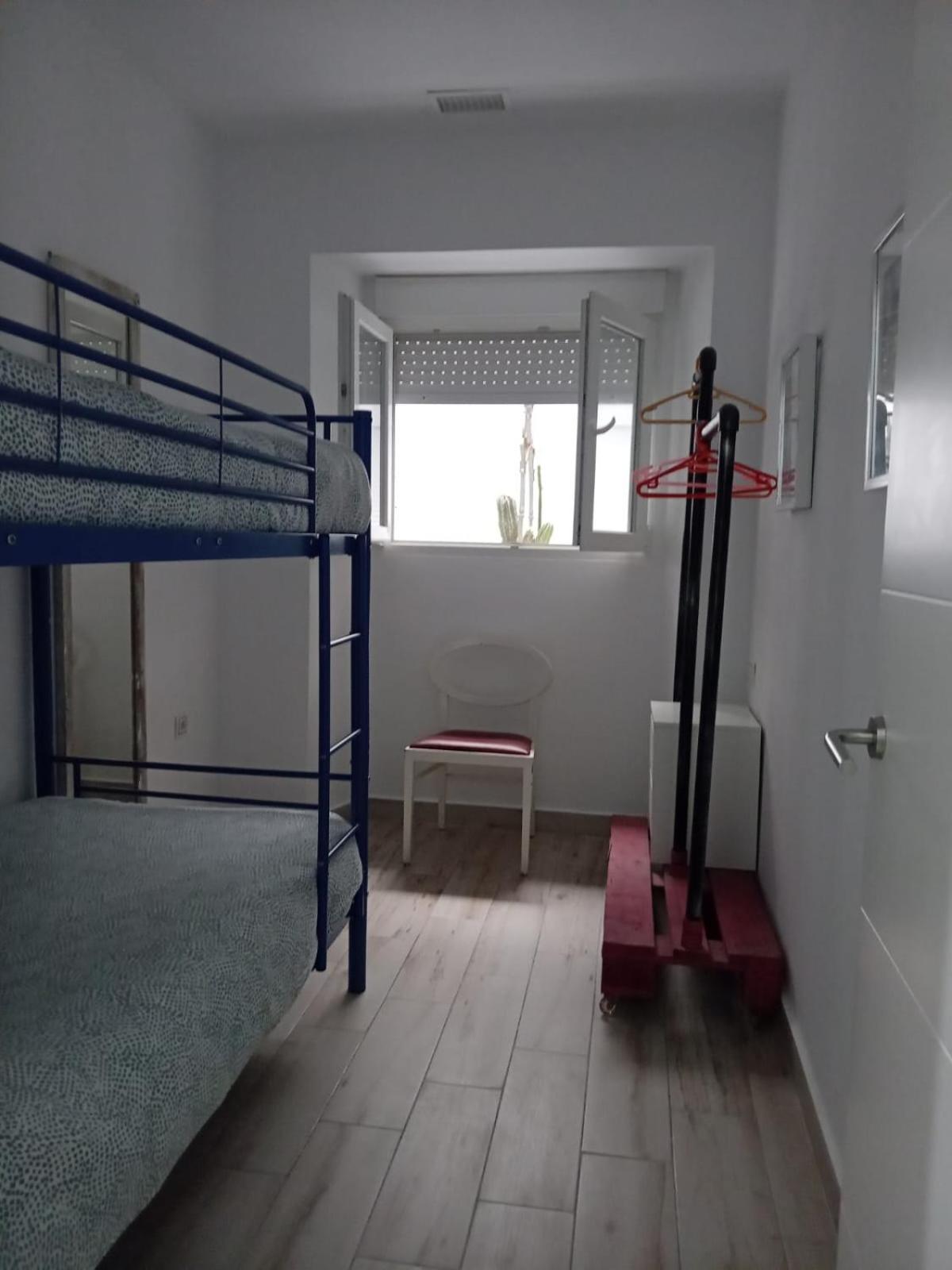 Apartamento Veedor 19 Dias Y Muchas Noches Cádiz Exterior foto